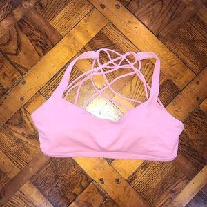 Lulu Pink Free to Be sports bra! New condition